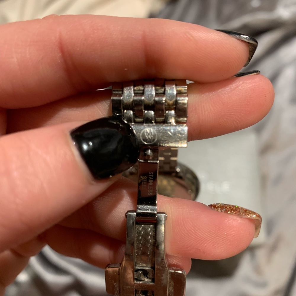 * SOLD *
Authentic Michele serein in diamond watch - Picture 4 of 6